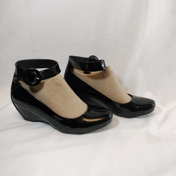 Clarks Shoes - Clarks Capricorn Moon, Women's Ankle Strap Pumps